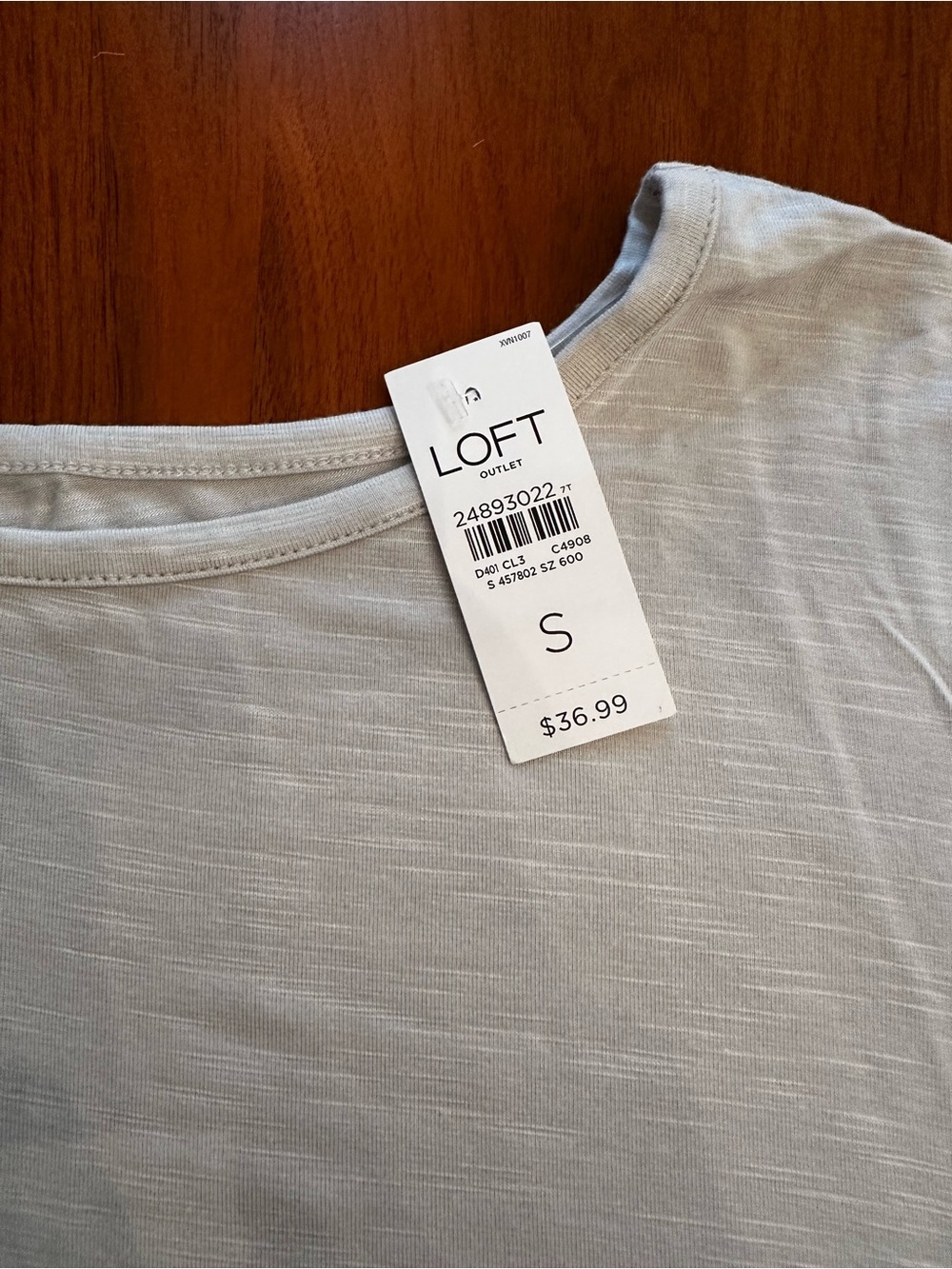 Bundle! NWT LOFT Women’s Light Gray Short Sleeve Tee & Black Sleeveless Tank - Picture 2 of 6